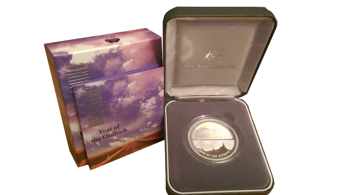 2002 $5 Finale Coin Year of the Outback Hologram Coin